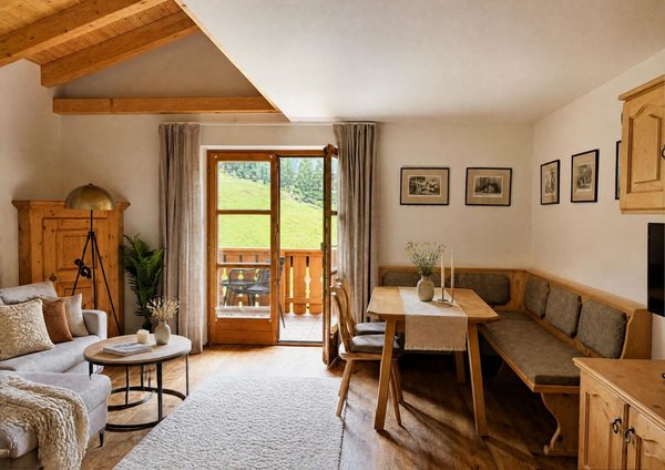 ULA_EASY STAY_Apartment 3_Wohnbereich.jpg