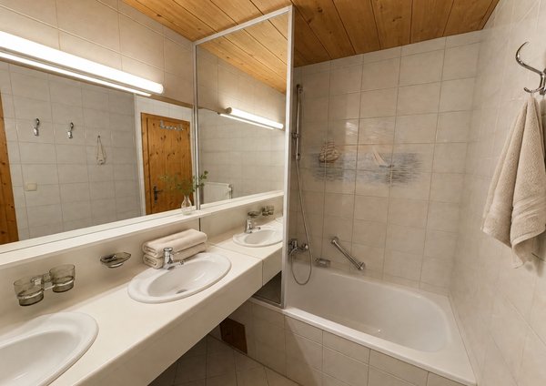 ULA_EASY STAY_Apartment 4_Badezimmer.jpg