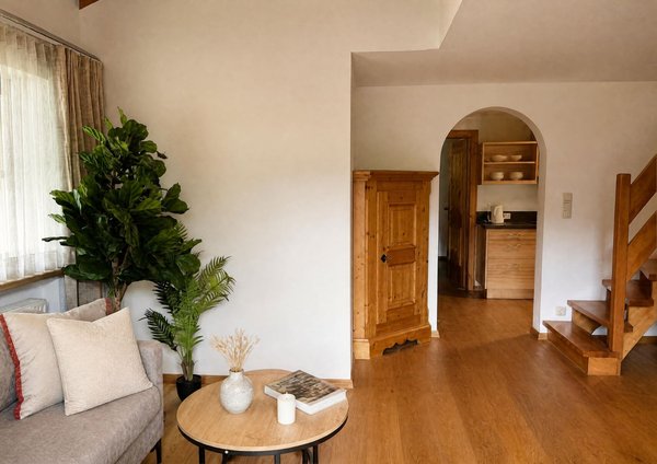 ULA_EASY STAY_Apartment 5_Wohnbereich_3.jpg
