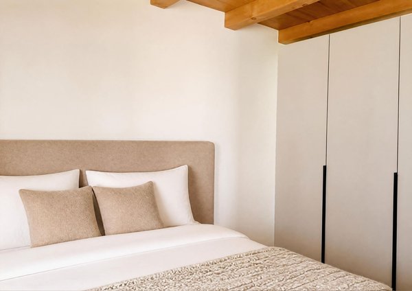 ULA_EASY STAY_Apartment 5_Schlafzimmer.jpg